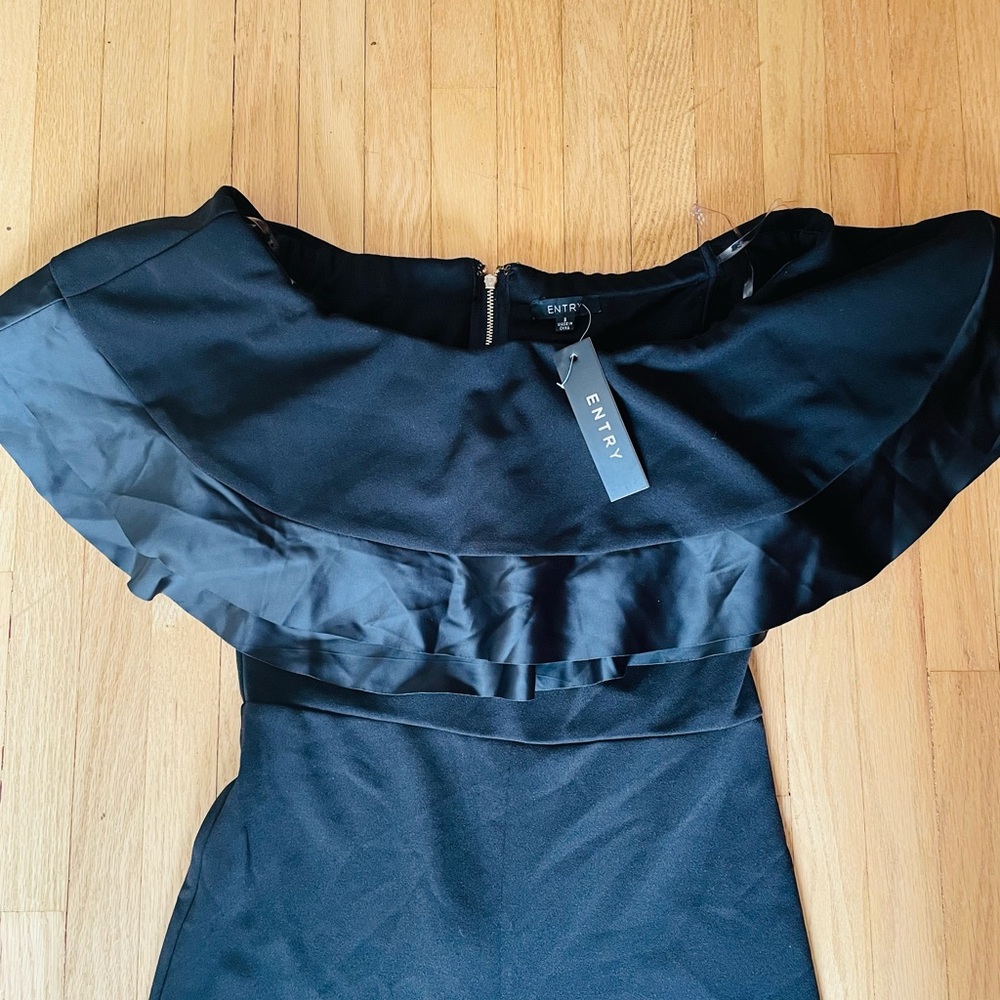 Entry Elegant Black Ruffle Mini Dress
